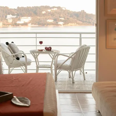 Casa Blue Marine, Philian Collection